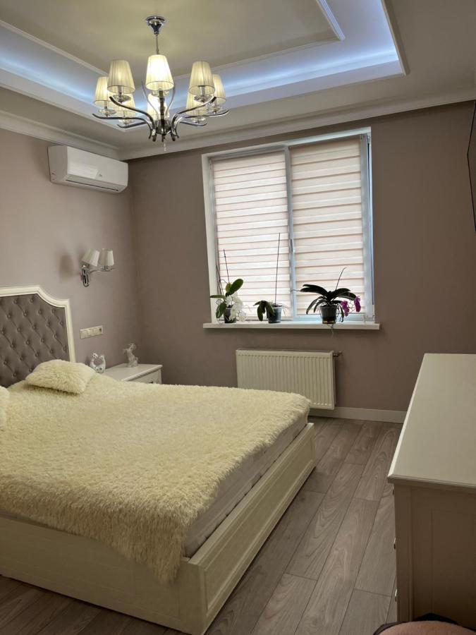 Apartament In The Center Of Chisinau Bagian luar foto
