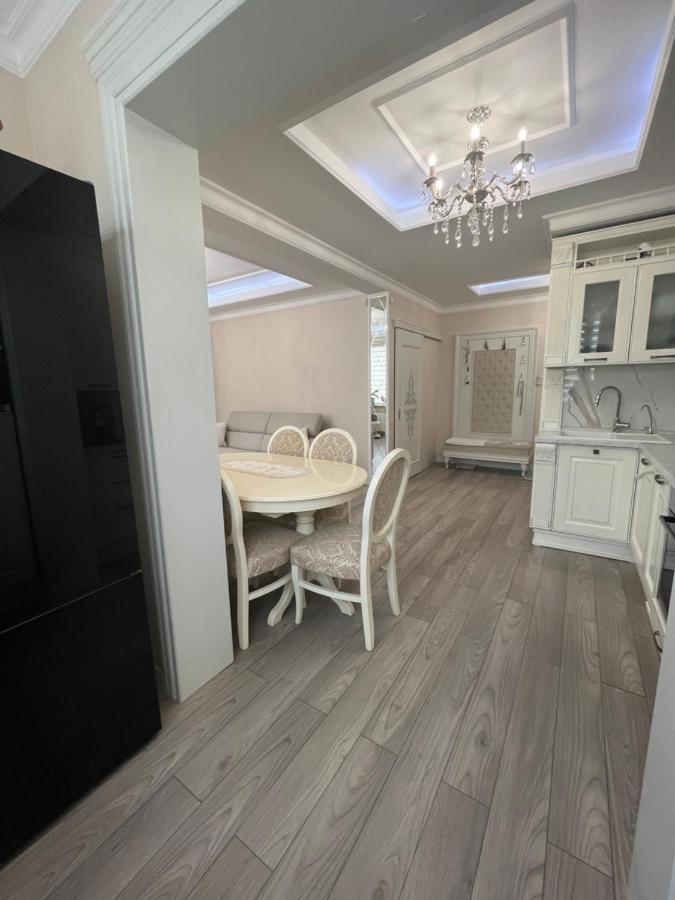 Apartament In The Center Of Chisinau Bagian luar foto